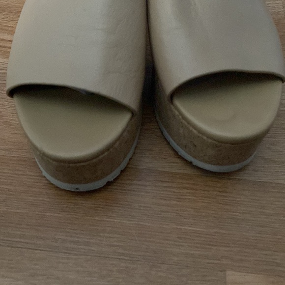 Vince. James-B Cappuccino Leather Cork Platform Sandals - Picture 6 of 9